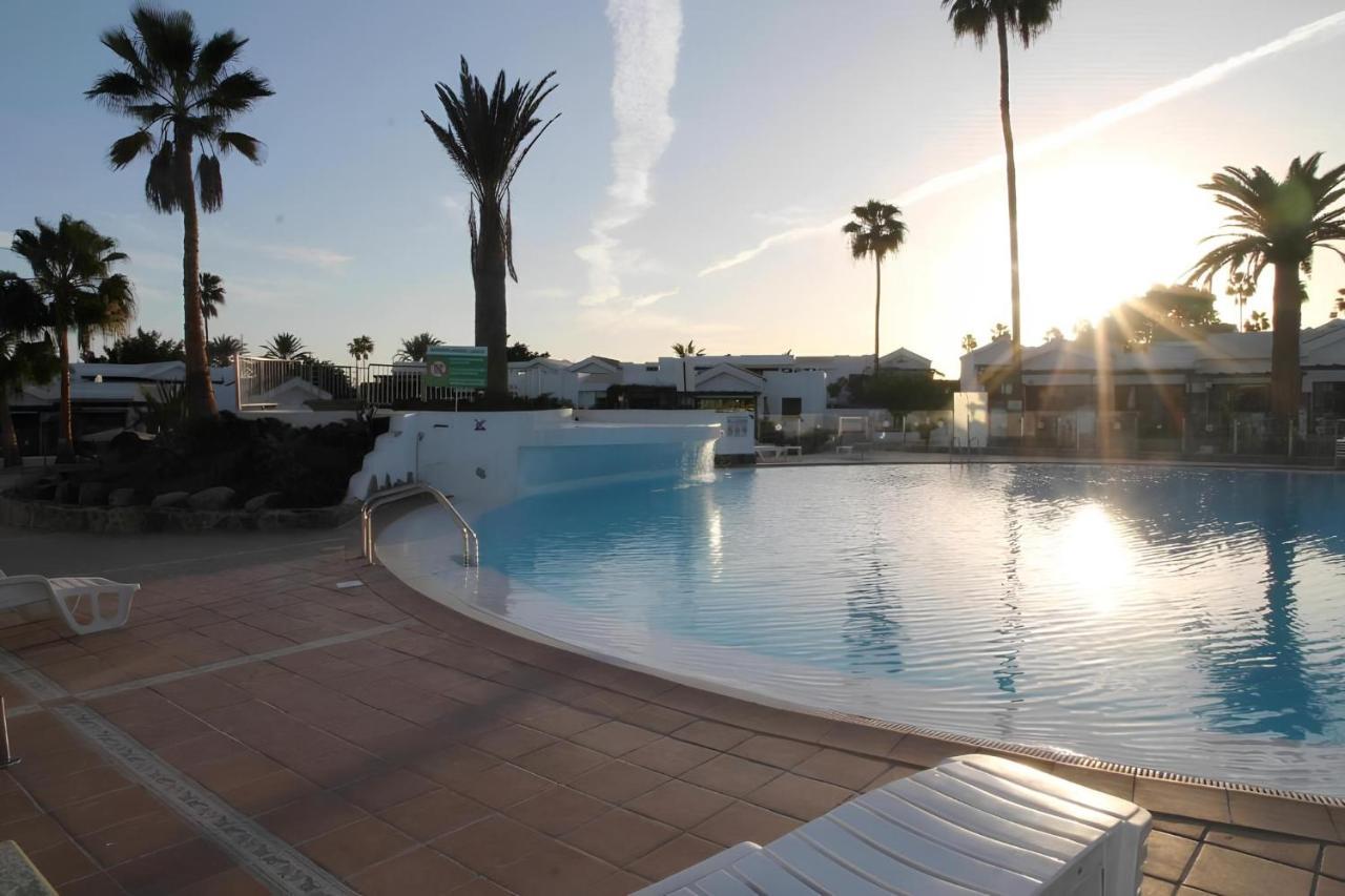 ماسبالوماس Bungalow Enfrente Piscina En Maspalomas المظهر الخارجي الصورة